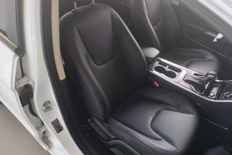 Used Chery Arrizo 5 2019 Revised PRO 1.5L CVT Youth Edition China VI Standard