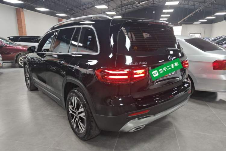 Used Mercedes-Benz GLB 2024 GLB 220 Dynamic Edition Exterior 2