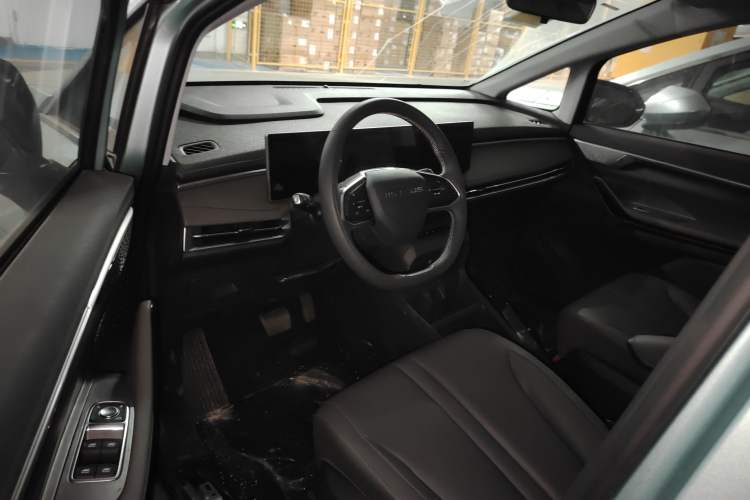 Used SAIC MAXUS Dajia 7 2024 Revised Version Super Hybrid Long-Range Edition Enjoyment Version Driver Seat