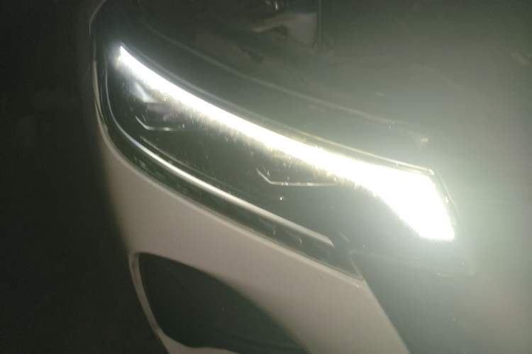 Used GAC Trumpchi GS4 2022 270T Automatic Smart Drive Navigation Edition Right Front Headlight