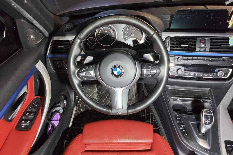 Used BMW 3 Series 2019 320i M Sport Package

