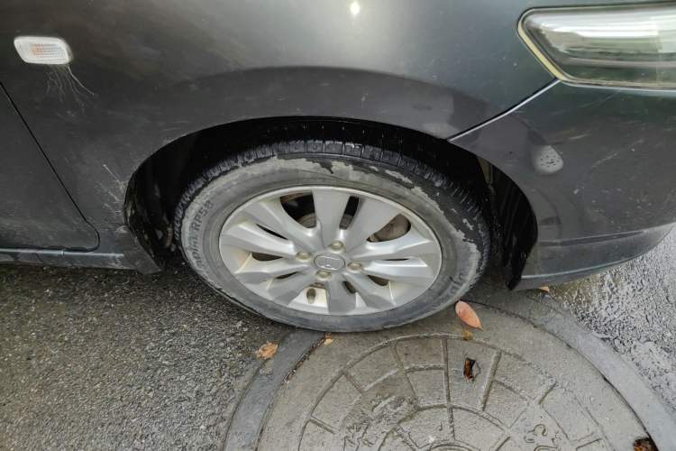 Used Honda City Classic 2014 Style 1.5L Automatic Elite Edition Right Front Wheel Hub