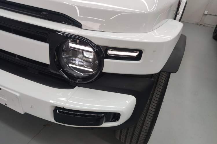 Used iCAR V23 2025 501 Four-Wheel Drive Advanced Version
