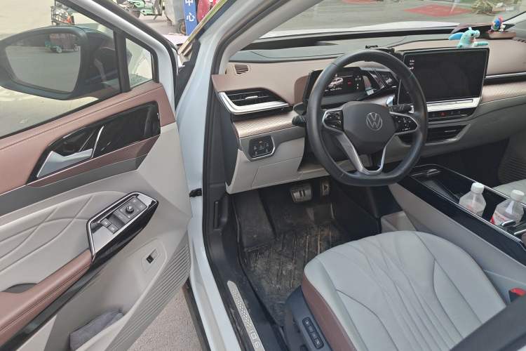 Used Volkswagen ID.6 X 2022 Intelligent Long-Range Version
