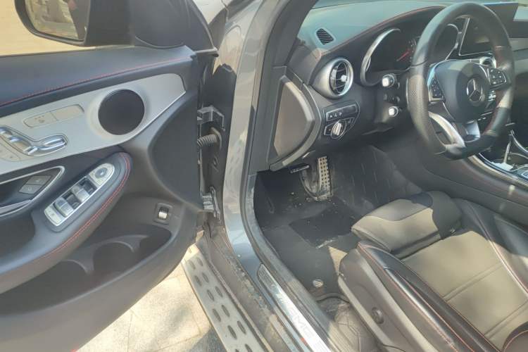 Used Mercedes-Benz GLC AMG 2017 AMG GLC 43 4MATIC Coupe SUV Driver Seat