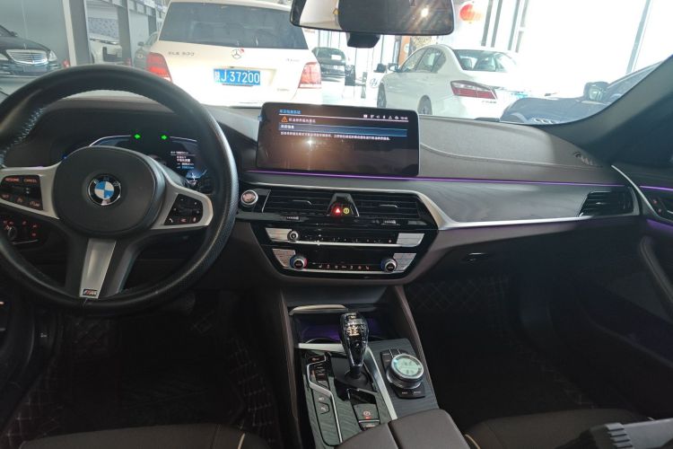 Used BMW 5 Series New Energy 2022 535Le M Sport Package Audio And AC Panel