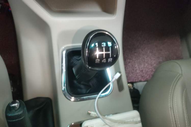 Used FORTHING Lingzhi 2018 M5L 1.6L 7-Seater Luxury Model
