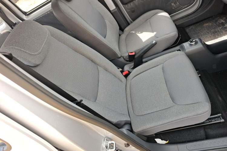 Used Wuling Zhiguang New Energy 2025 Comfort Model Right Front Seat