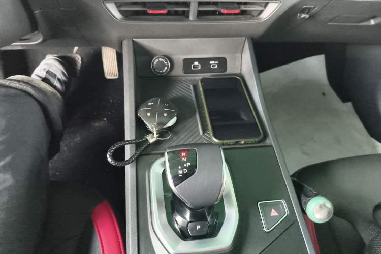 Used JETOUR Dashing 2023 1.5T DCT Starlight Shine Pro Edition