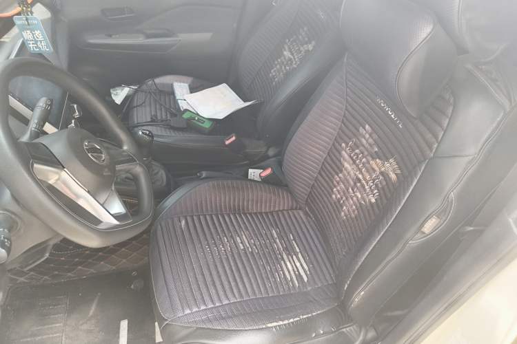 Used Nissan Kicks 2020 1.5L XE Manual Cool Edition Left Front Seat