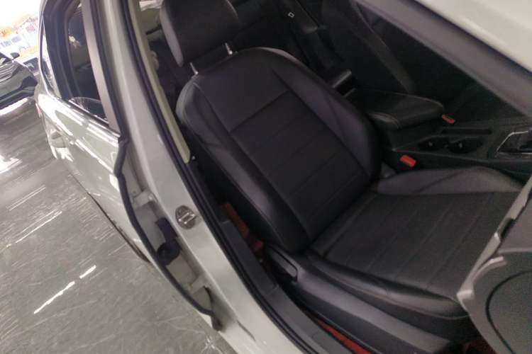 Used Volkswagen Lavida 2019 1.5L Automatic Comfort Edition China VI Standard
