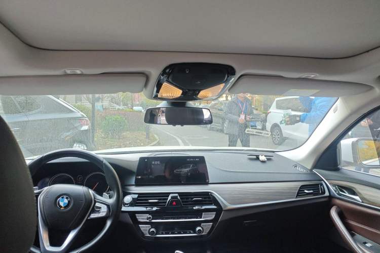 Used BMW 5 Series 2018 Facelifted 530Li xDrive Luxury Package