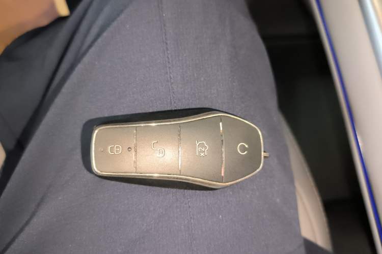 Used BYD Seal 07 DM-i 2025 DM-i 1.5T 125km Flagship Model Vehicle Key