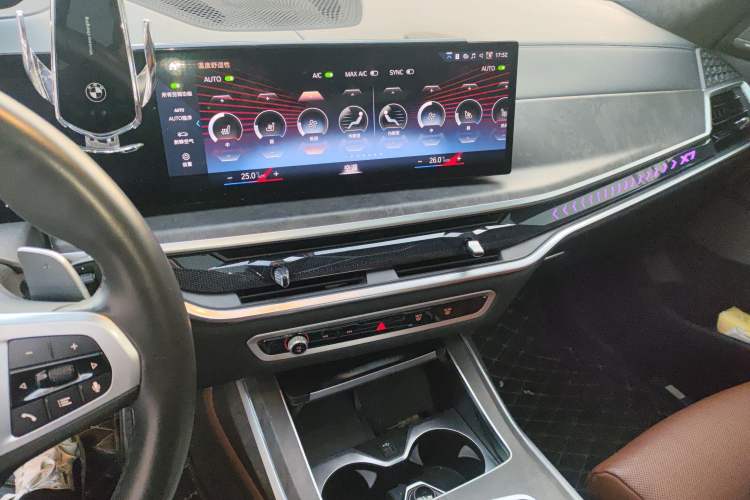 Used BMW X7 2023 xDrive40i Luxury M Sport Package