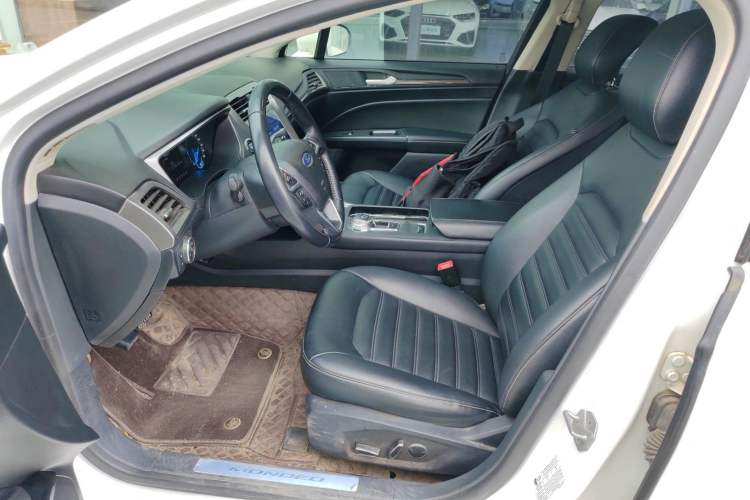 Used Ford Mondeo 2020 EcoBoost 180 Stylish Model Left Front Seat