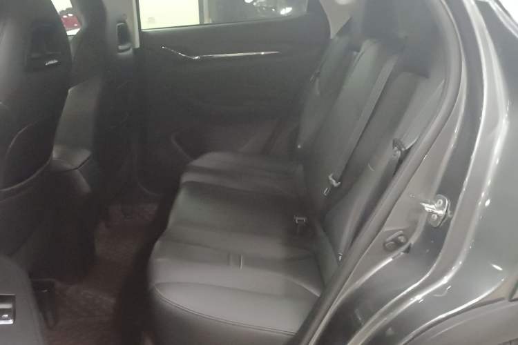 Used Oshan X5 2021 1.6L CVT Luxury Model
