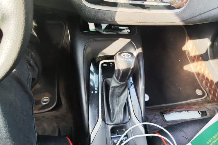 Used Toyota Levin 2022 Dual-Motor 1.8H E-CVT Leading Edition Gear Lever