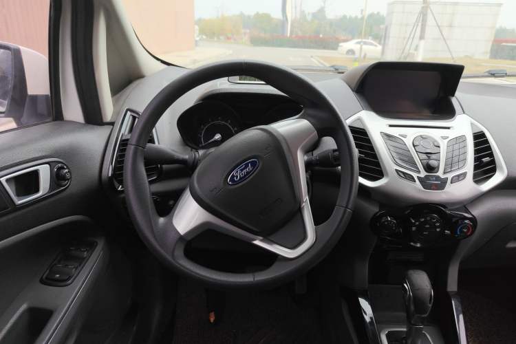 Used Ford EcoSport 2013 1.5L Automatic Fashion Model