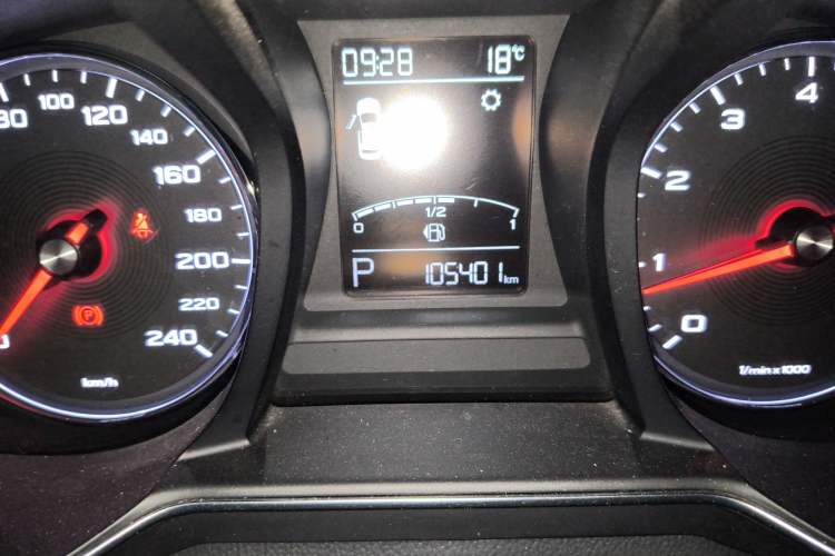 Used MG 6 2017 20T Automatic Luxury Smart Connect Version China V Standard