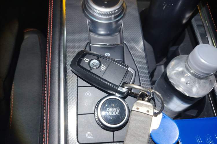 Used Ford Explorer 2023 EcoBoost 285 4x4 ST-LINE 6-Seater
