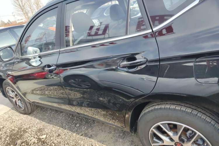 Used BYD Song 2017 Gaishe Upgrade Edition 1.5TID Automatic Elite Model
