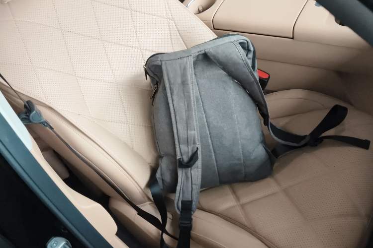 Used Chery Fengyun T11 2026 Model 220 Rear-Drive Boya Giant-Screen Luxury Edition Right Front Seat