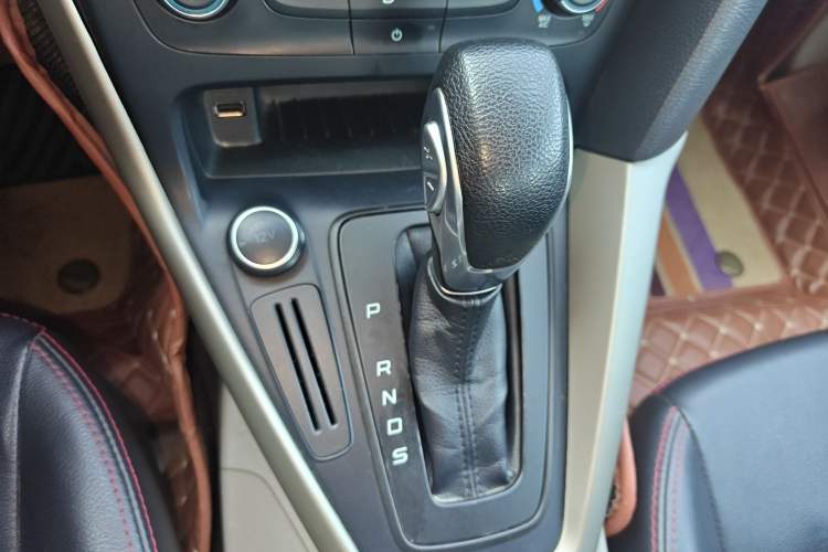 Used Ford Focus 2018 Sedan Classic 1.6L Automatic Comfort Plus Smart Drive Version