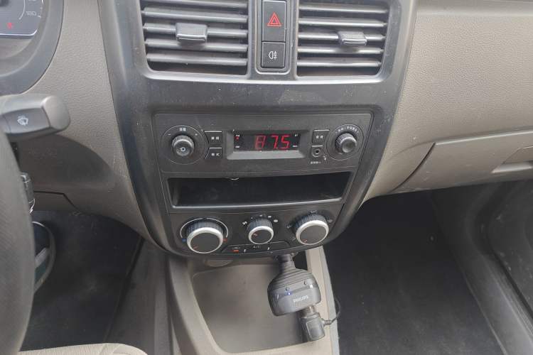 Used Wuling Rongguang V 2018 1.5L Practical Version