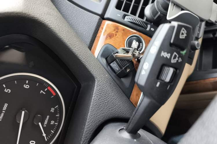 Used BMW X5 2009 xDrive30i Leading Model
