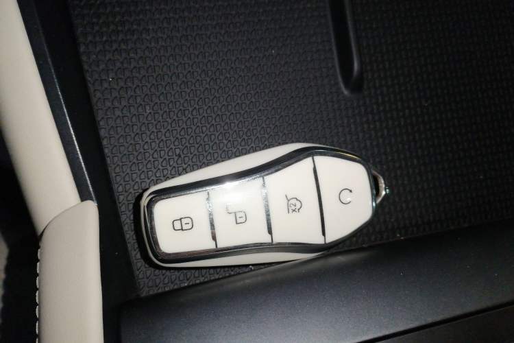 Used BYD Qin L 2024 DM-i 120KM Beyond Model