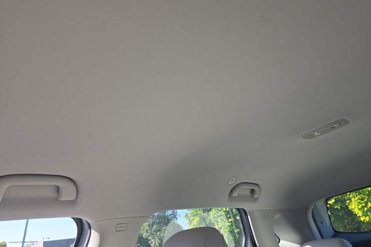 Used BYD Yuan UP 2025 Intelligent Driving Version 401 km Leading Edition