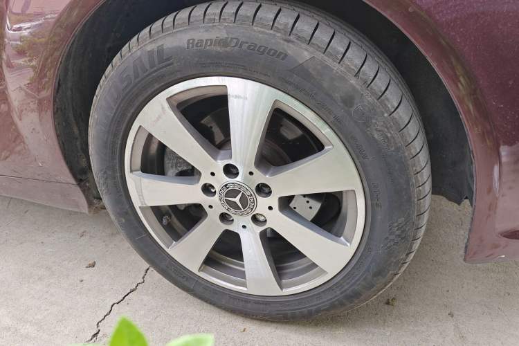 Used Mercedes-Benz C-Class 2011 C 180K Classic model Right Front Wheel Hub