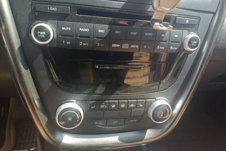 Used Bestune X80 2016 1.8T automatic comfort version
