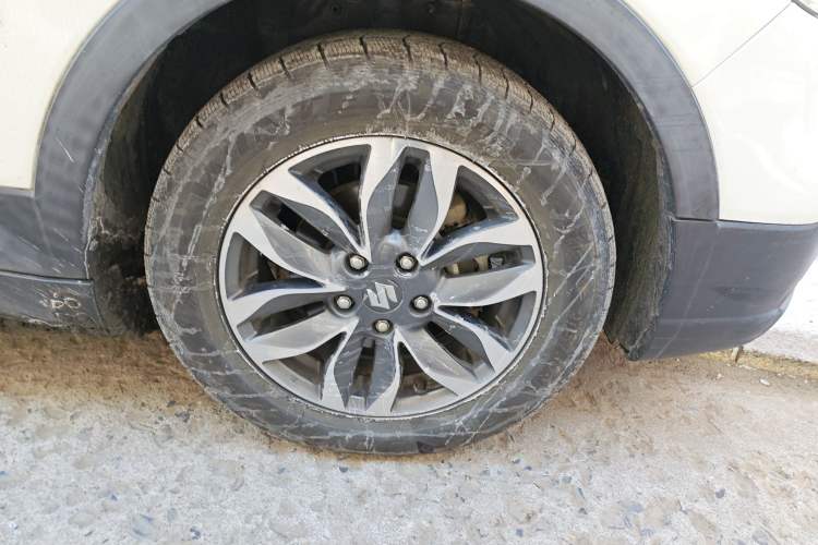 Used Suzuki Vitara S-Cross 2017 1.6L CVT Two-Wheel Drive Urban Fashion Model