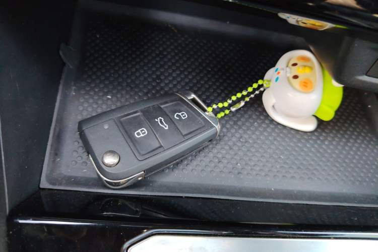 Used Volkswagen Sagitar 2023 200TSI DSG Excellence Edition
