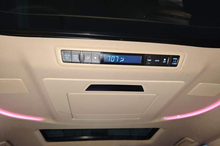 Used Toyota Alphard 2020 Dual-Engine 2.5L Luxury Edition
