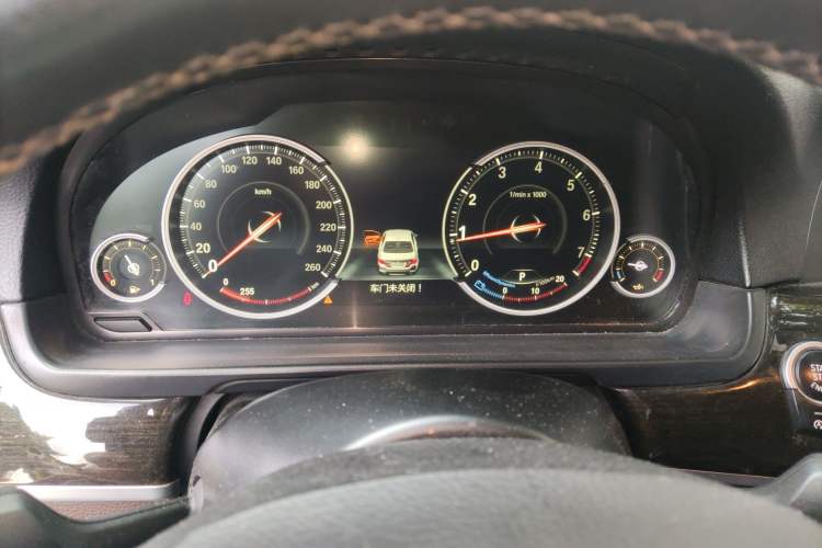 Used BMW 5 Series 2014 525Li Luxury Design Package