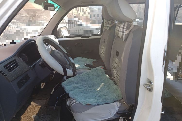 Used Jinbei Hiace X30 2023 1.5L Super-Comfortable Passenger Van 5/6/7-Seater Non-Air-Conditioned Version Model SWC15M Left Front Seat