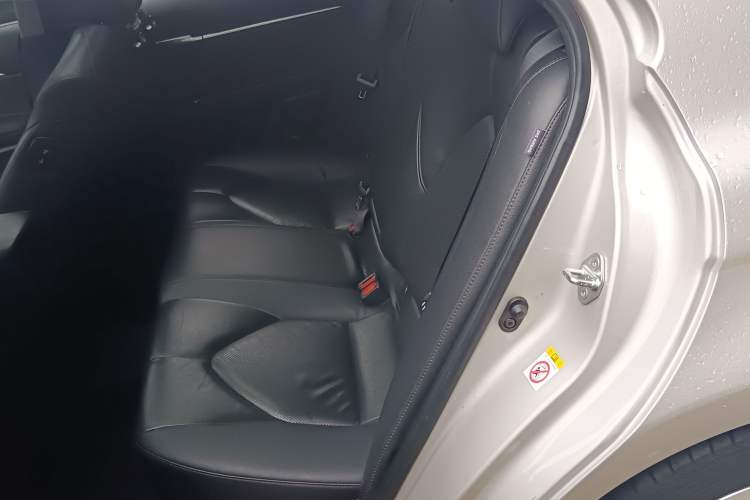 Used Toyota Camry 2018 2.5G Luxury Edition Left Rear Seat