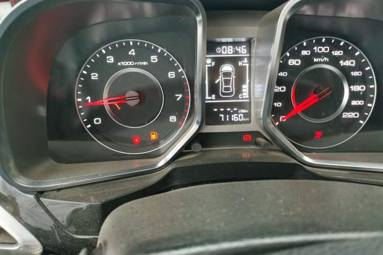 Used Zotye Domy X5 2017 Classic Edition 1.5T Manual Luxury Model
