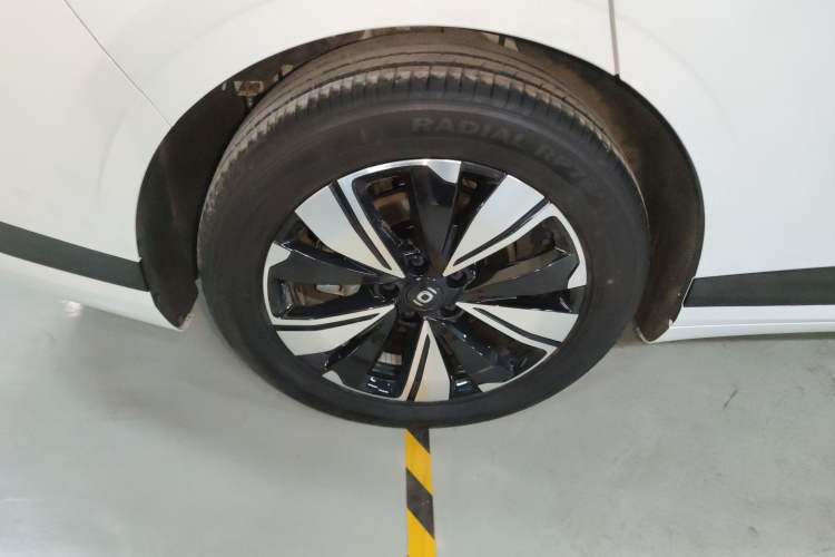 Used CHANGAN NEVO A07 2025 Blue Whale Range-Extending Model 140 Elite Version Right Rear Wheel Hub