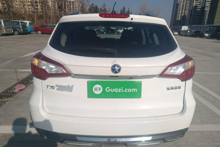 Used Venucia T70 2016 1.6L Manual Ruixing Edition Rear