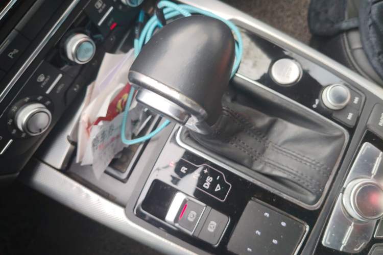 Used Audi A6L 2014 TFSI Comfort Model Gear Lever