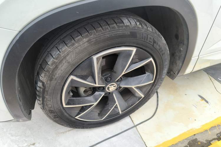 Used Skoda Kamiq 2020 GT 1.5L Automatic Flagship Model China VI Standard Left Front Wheel Hub