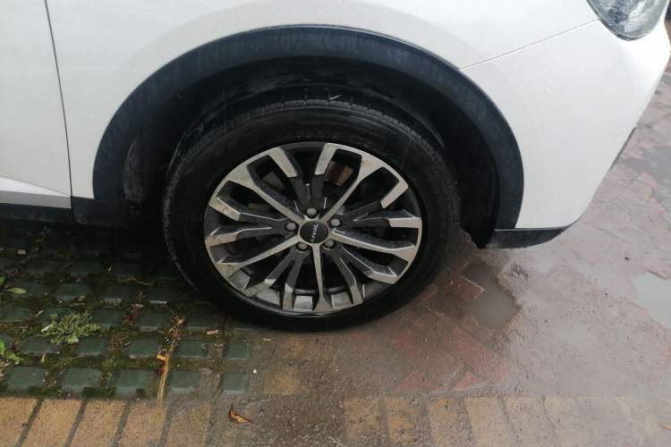 Used Haval H6 2020 1.5 GDIT Automatic Platinum Champion Edition Right Front Wheel Hub