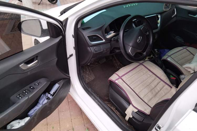 Used Hyundai Verna RV 2017 1.4L Automatic Cool Edition GLS China V Emission Standard
