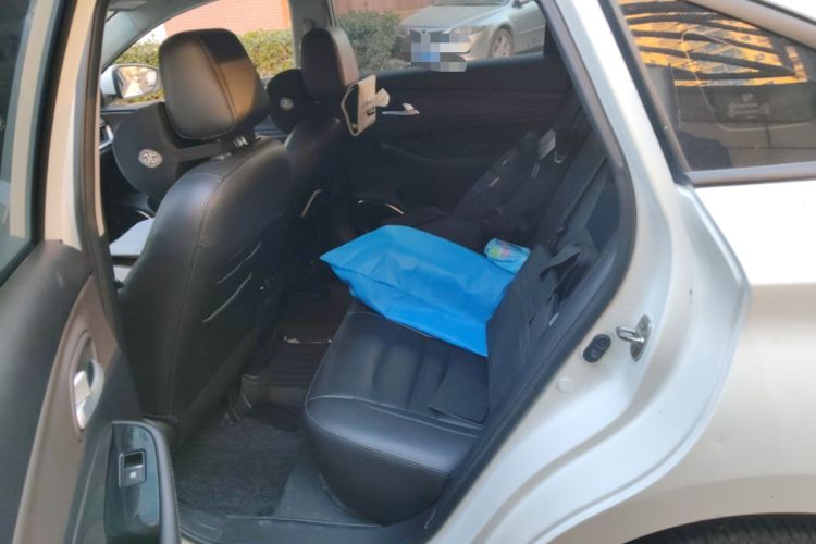 Used GAC Trumpchi GA4 2018 200T Automatic Luxury Edition Left Rear Seat