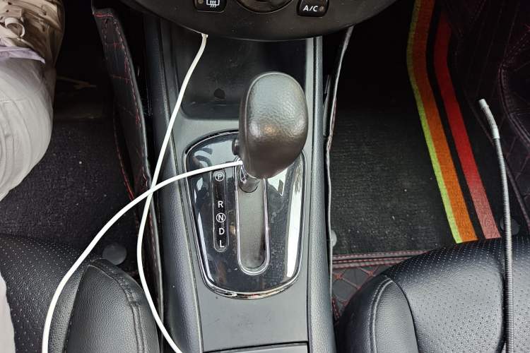 Used Nissan Tiida 2011 1.6L CVT Comfort Model
