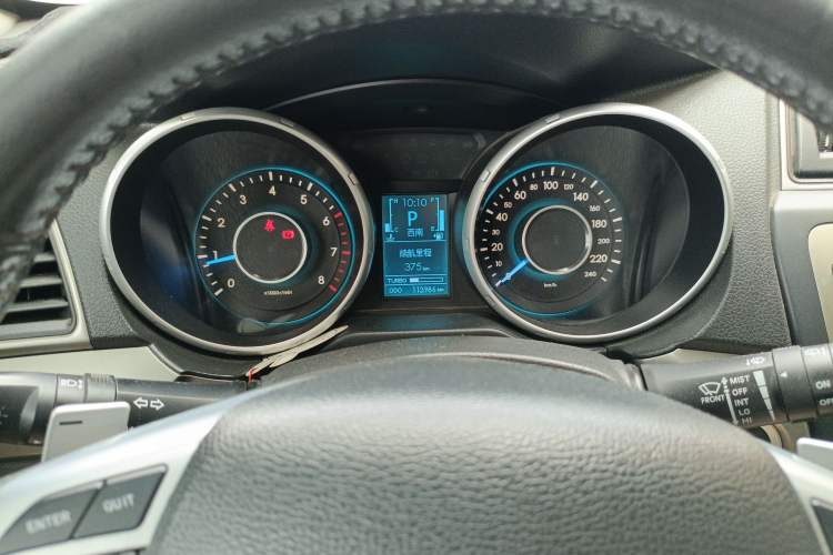 Used BAIC Senova X65 2015 2.0T Automatic Elite Model
