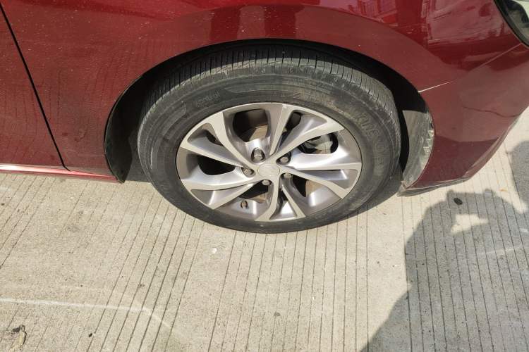 Used Buick Verano 2022 Pro 533T Enjoyment Edition Right Front Wheel Hub